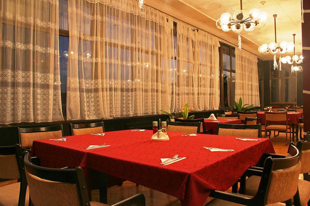 Geolog Hotel 圣君士坦丁和海伦那 外观 照片